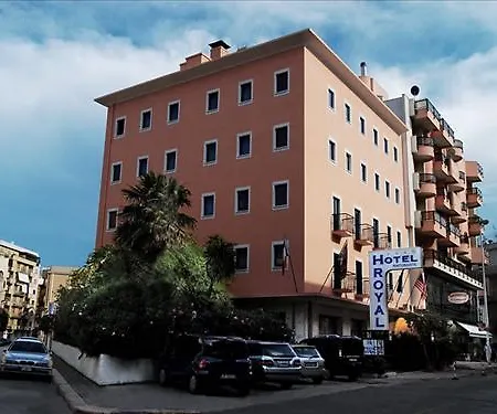 Hotel Royal 3*